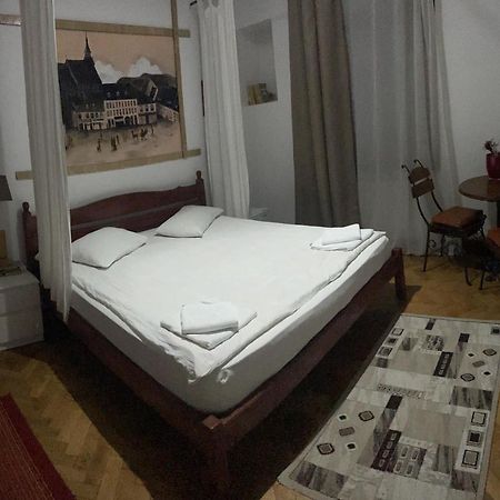Pensiunea Noemi Braşov Exteriör bild