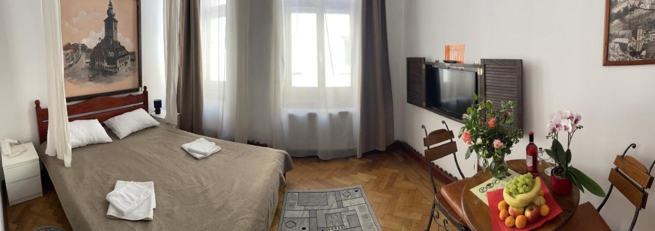 Pensiunea Noemi Braşov Exteriör bild