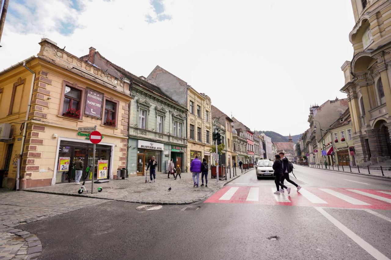 Pensiunea Noemi Braşov Exteriör bild